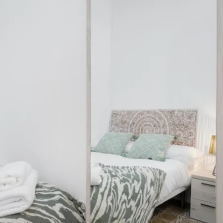 Piso Exclusivo Con 5 En El Corazon De Tarragona