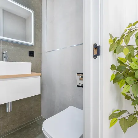 Piso Exclusivo Con 5 En El Corazon De Apartmán Tarragona