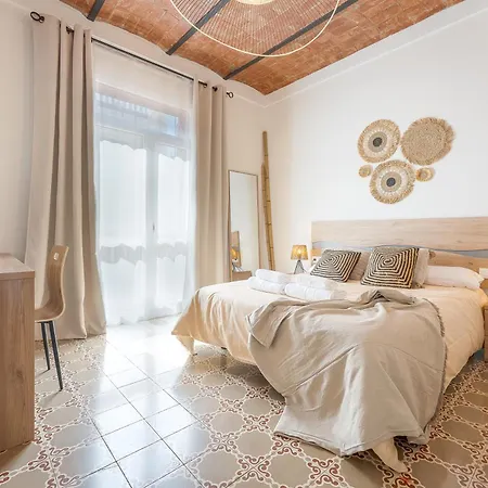 Piso Exclusivo Con 5 En El Corazon De Tarragona