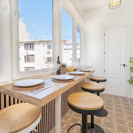 Piso Exclusivo Con 5 En El Corazon De Tarragona